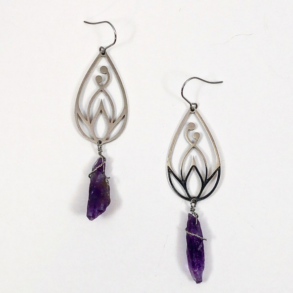 Amethyst Magic Lotus Earrings - Picture 8 of 9